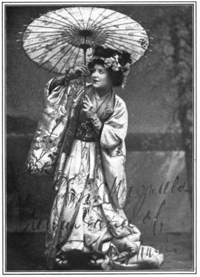 Copyright by Aim Dupont.

Miss Farrar as "Madame Butterfly"